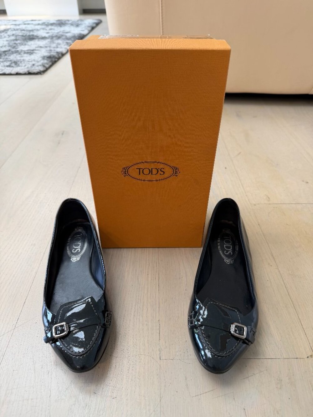Tod's Black Patent Leather Ballerina Gomma Flats Size 8.5